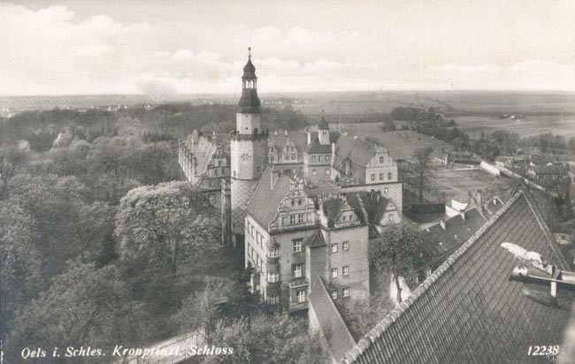 Schloss(1938)_Zamek